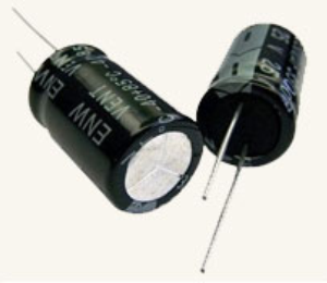 Capacitores